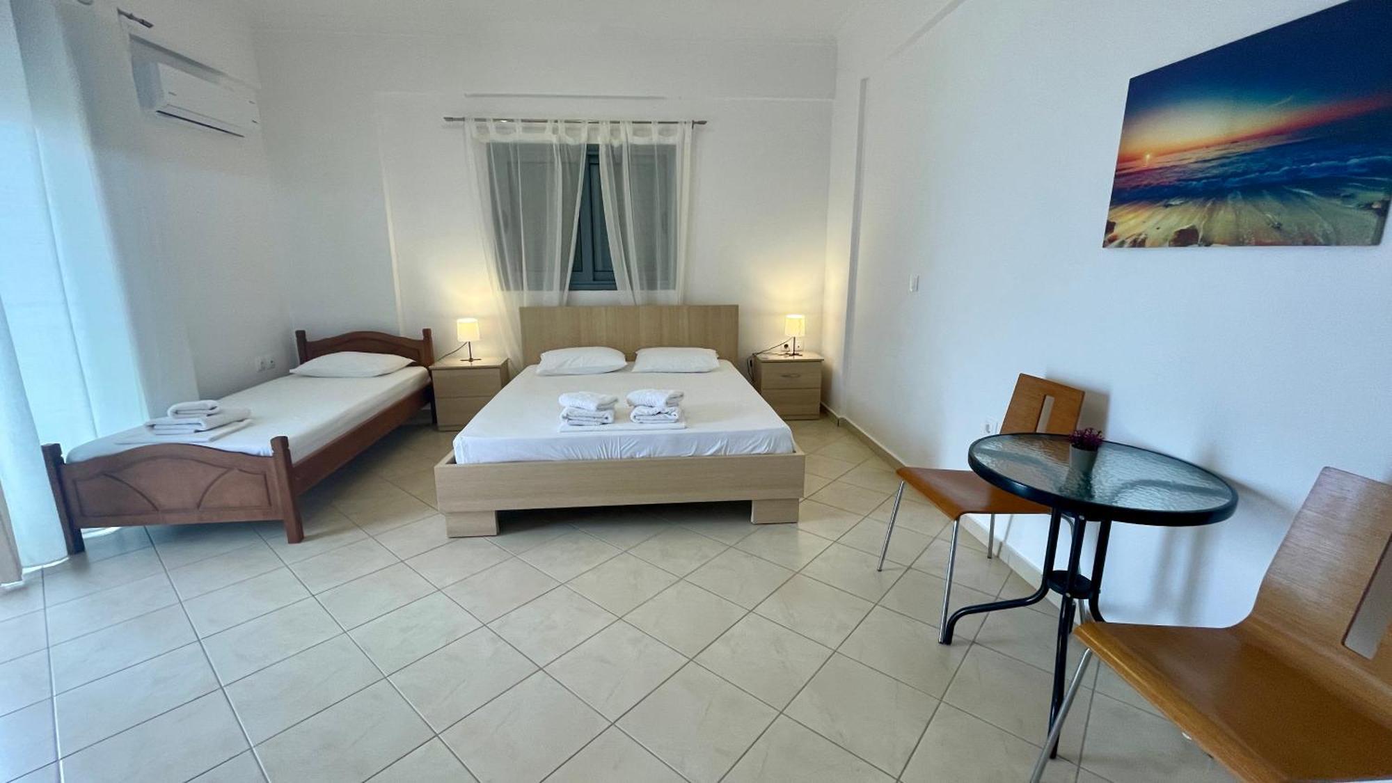 Tasos Rooms Himare Exterior foto